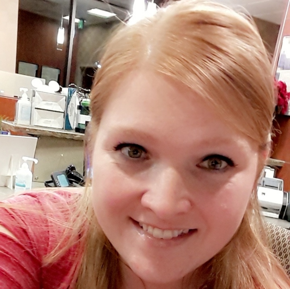 Meet your Posher, Alyssia